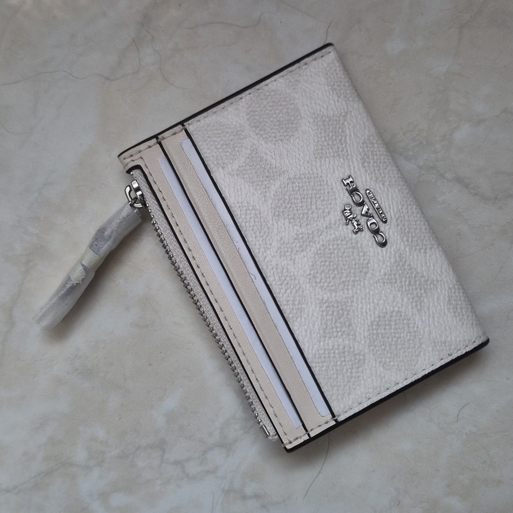 Coach Cream Key & Card Holder